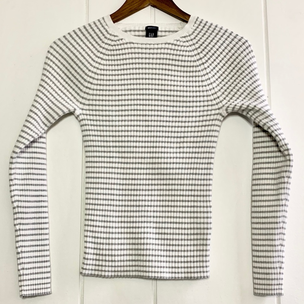 Vintage Y2K Gap Sweater Cotton + Lycra Rib Knit Fitted Grey and White Stripes